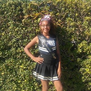 Meet your Posher, Esther